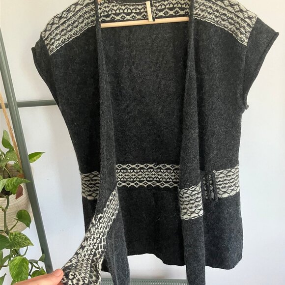 Grey and white topshop angora-blend belted vest (EU size 40 / US size 12) - Picture 10 of 12